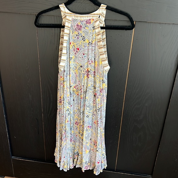 Mystree Floral Dress - Picture 3 of 11